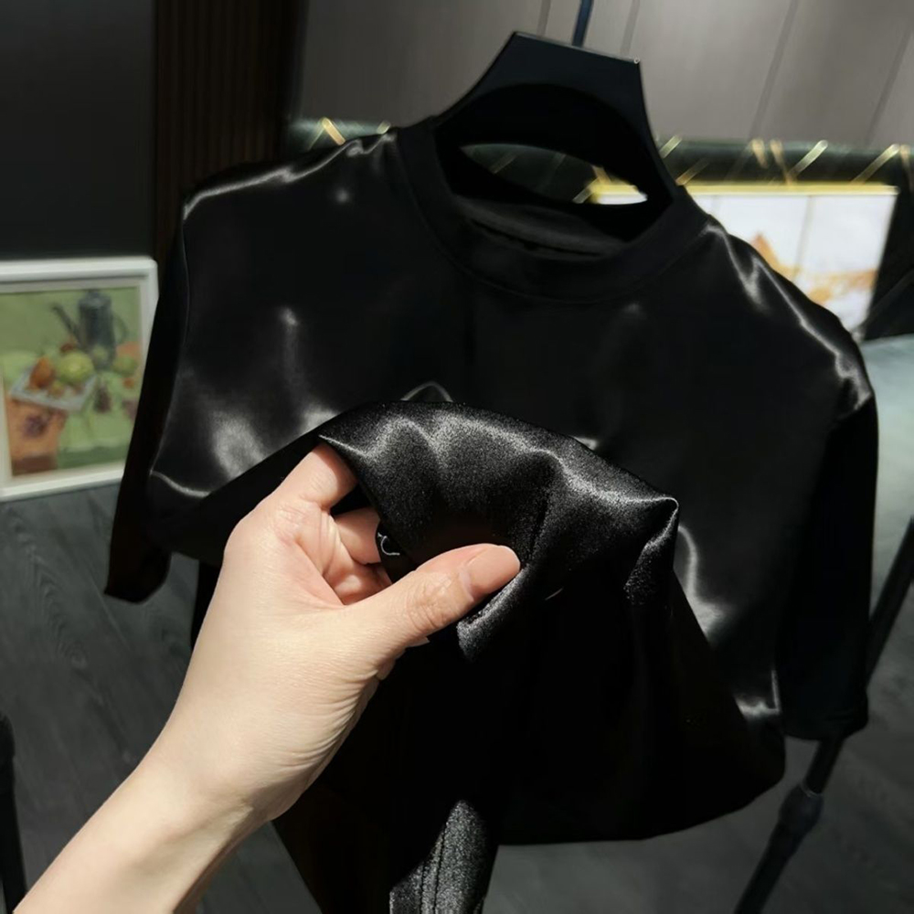 ชุดเซ็ตเสื้อยืดและกางเกงผ้าซาต - Summer Youth Clothing บทวิจารณ์และราคา